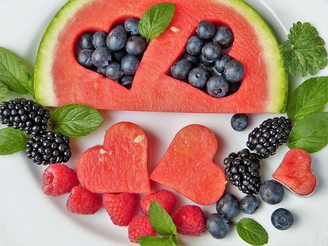 Wassermelone Beeren Nachspeise Snack ohne Zuckerzusatz Abnehmen